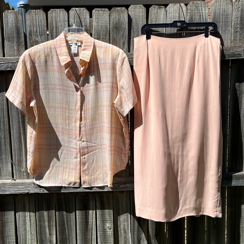 Rena Rowan Peach Skirt Set